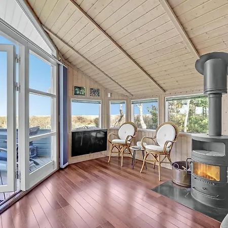 Дом отдыха Nice In With House Sea View *